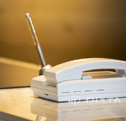 ホテルフロント・ナイト